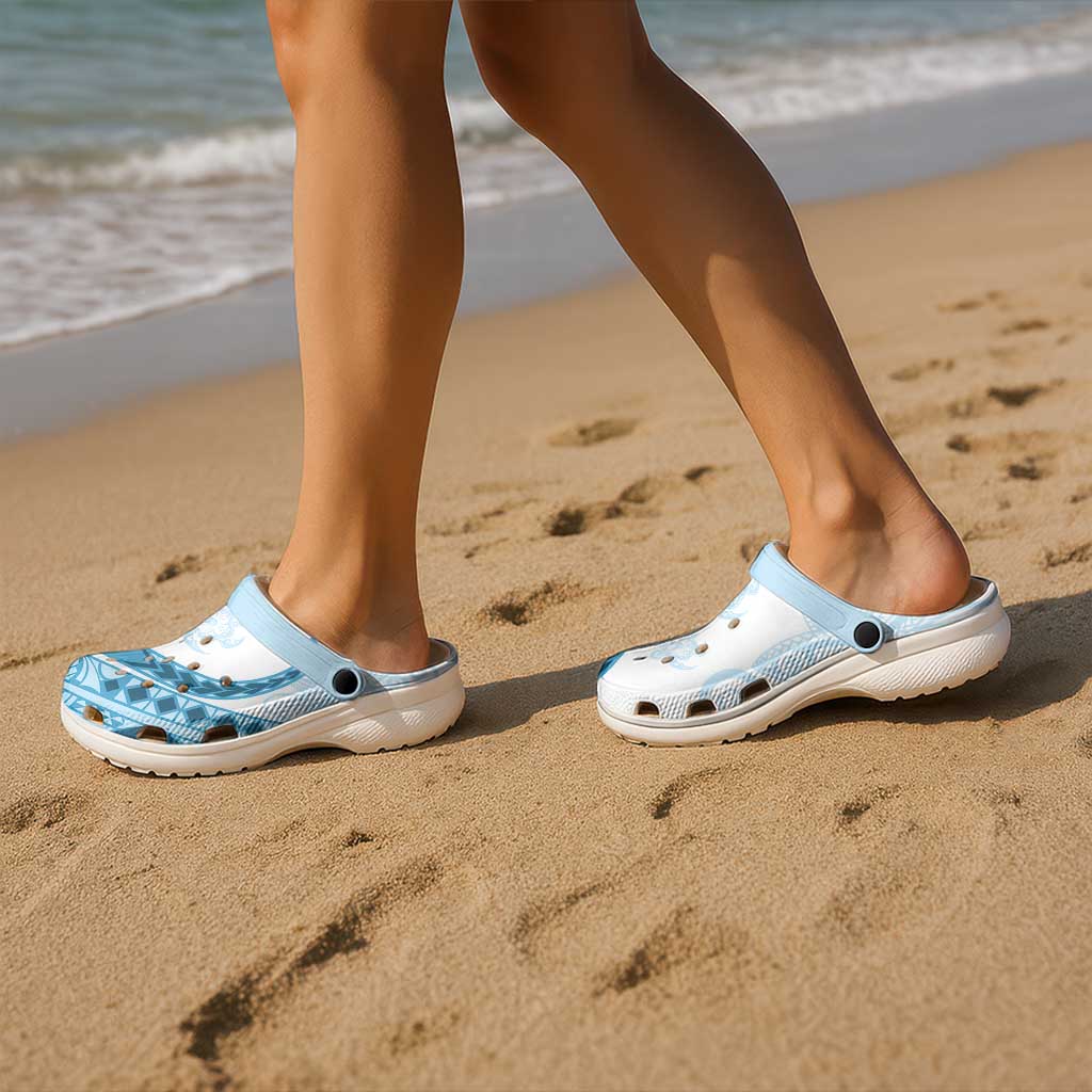 Blue Polynesian Tribal Turtle Floral Pattern Clogs Shoes LT05 - Polynesian Pride