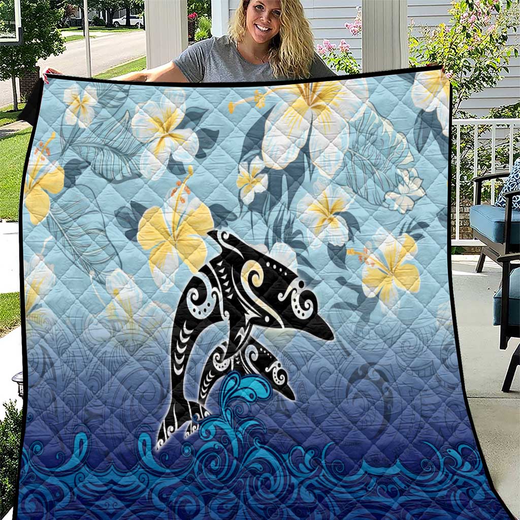 Mother And Baby Dolphins Quilt Hawaii Hibiscus DT02 Blue - Polynesian Pride