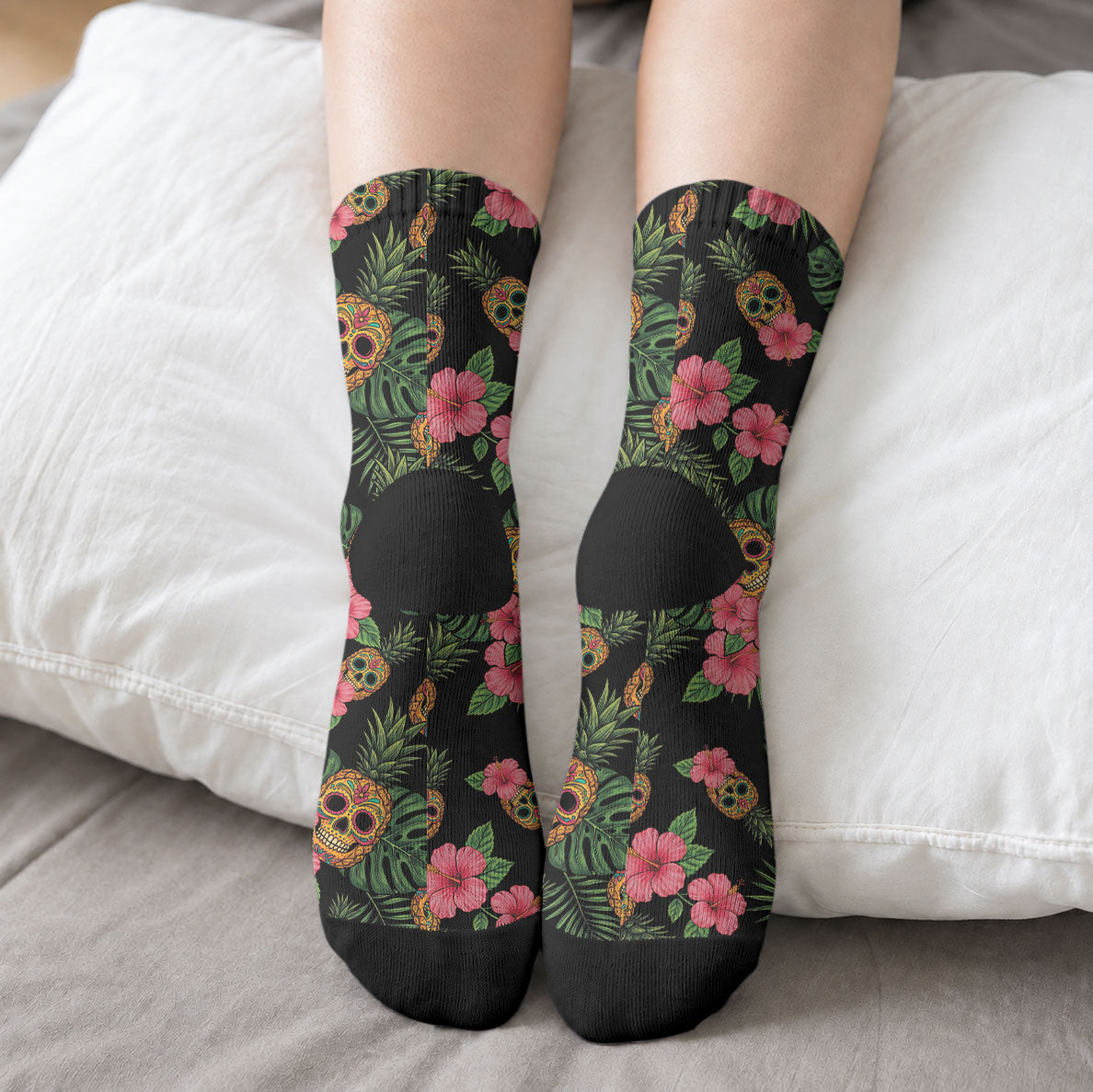 Tropical Calavera Hawaiian Crew Socks Sugar Skull Pineapple Hibiscus Floral DT05 - Polynesian Pride