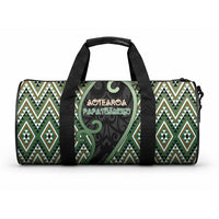 Aotearoa Atua Papatuanuku Duffle Bag Earth Mother Father Koru Patterns DT05 One size Green - Polynesian Pride