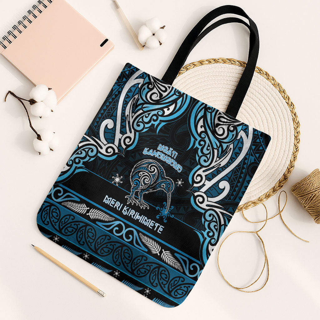Ngati Kahungunu Aotearoa Meri Kirihimete Tote Bag Maori Kiwi Bird Silver Fern Koru Pattern DT05 Black Strap One Size Blue - Polynesian Pride