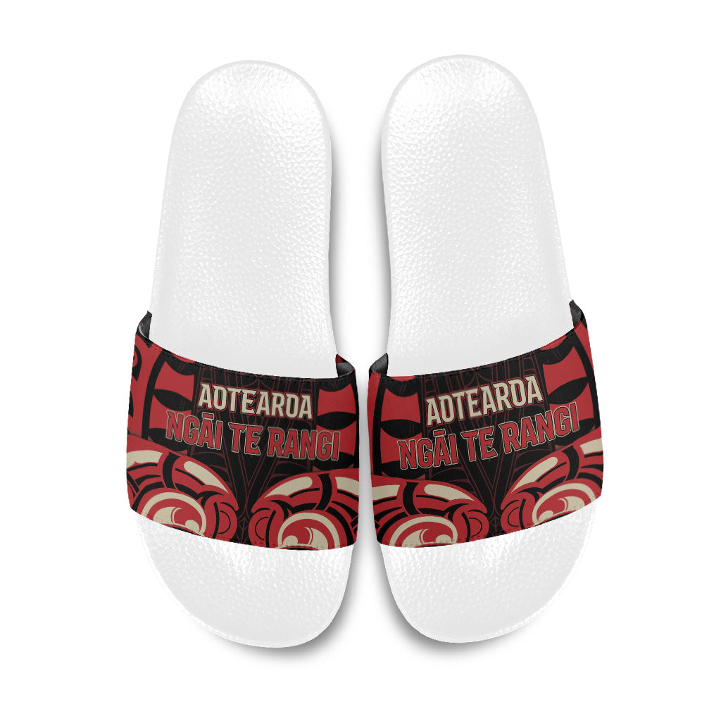 Aotearoa Ngai Te Rangi Slide Sandals New Zealand Traditional Maori Pattern DT05 Red - Polynesian Pride