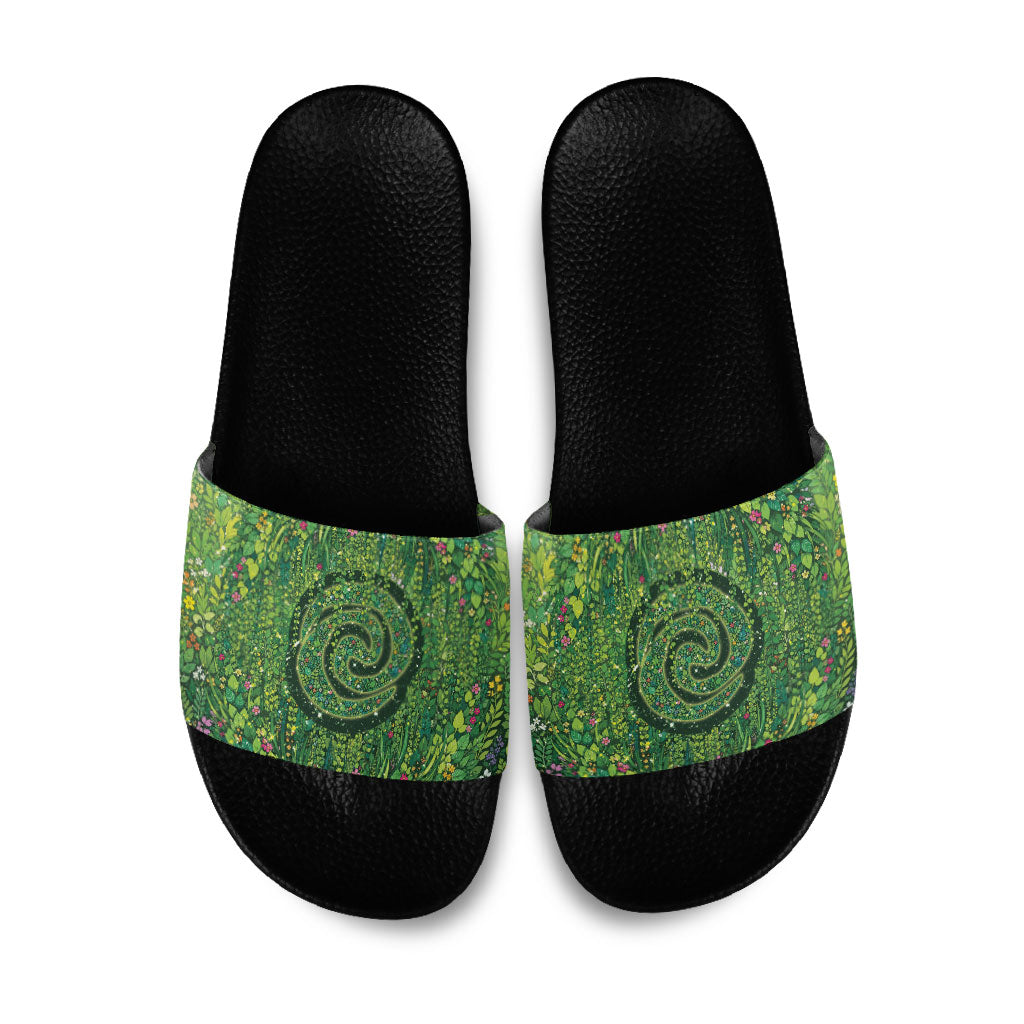 Polynesia Mother Nature Slide Sandals Glowing Heart Spiral Tropical Vine Floral DT05 Green - Polynesian Pride