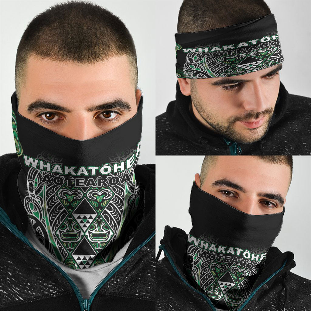 Aotearoa Whakatohea Neck Gaiter Maori Tribal Green Abalone Paua Shell Pattern DT05 - Polynesian Pride