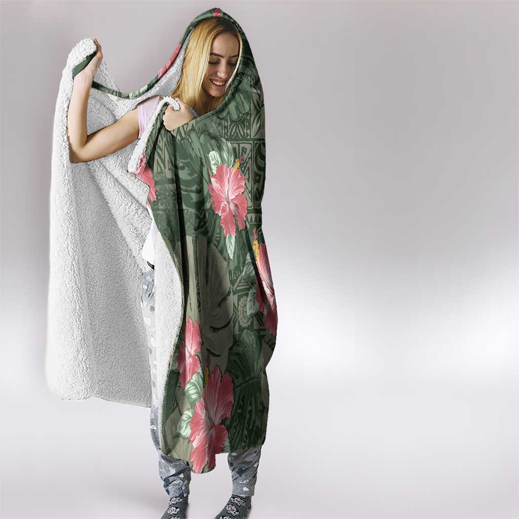 Hawaii Hooded Blanket Green Polynesian Monstera Patterns DT05 - Polynesian Pride
