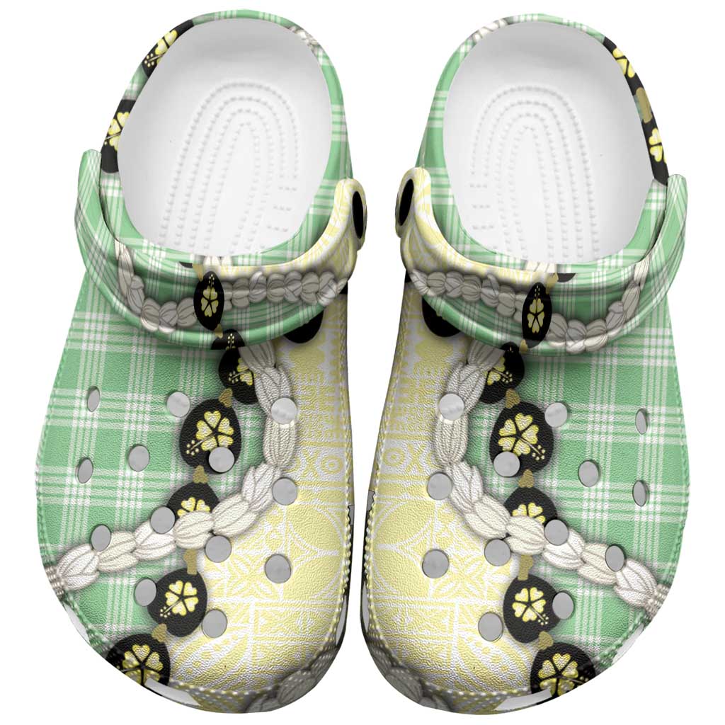 Green Palaka Hawaii Clogs Shoes Kukui Nut Pikake Lei Hawaiian Tapa Pattern LT14 Green - Polynesian Pride