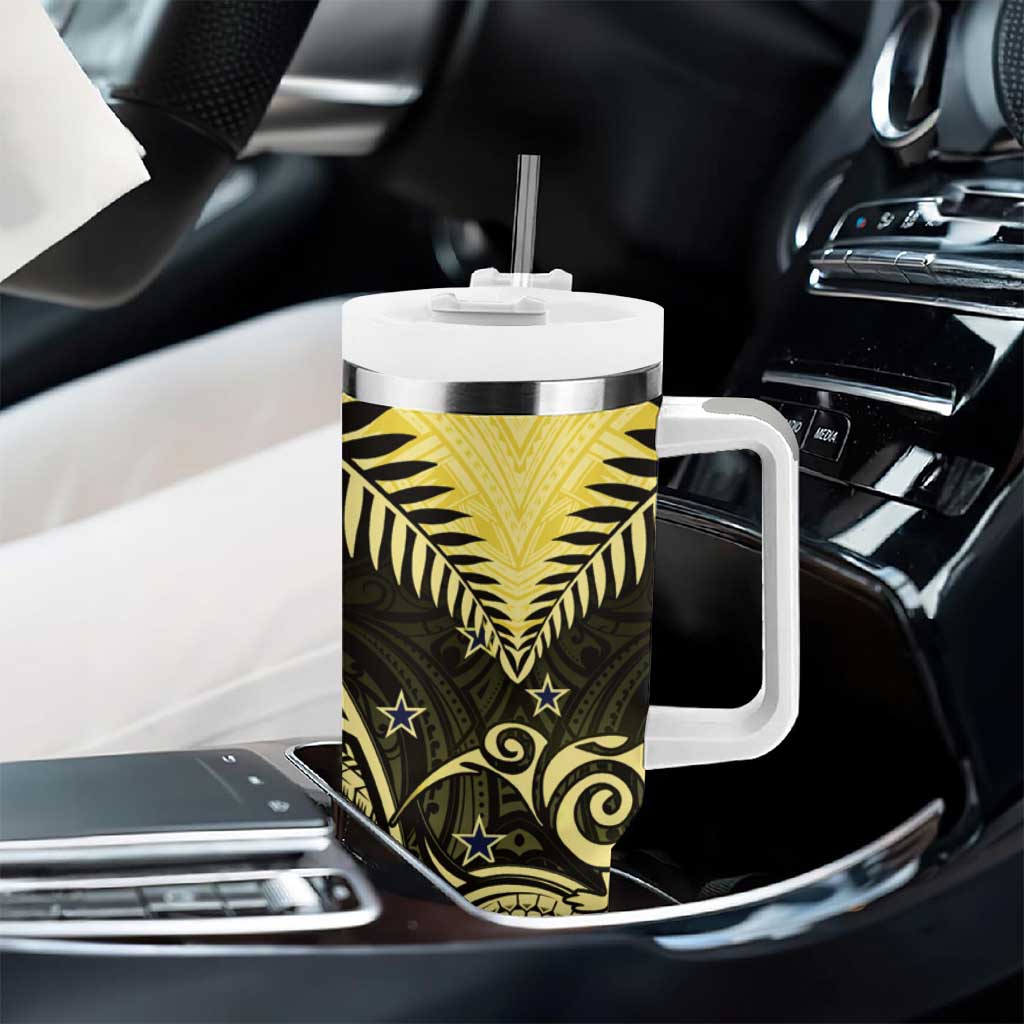 Aotearoa Tumbler With Handle Maori Kiwi Yellow Fern LT01 - Polynesian Pride