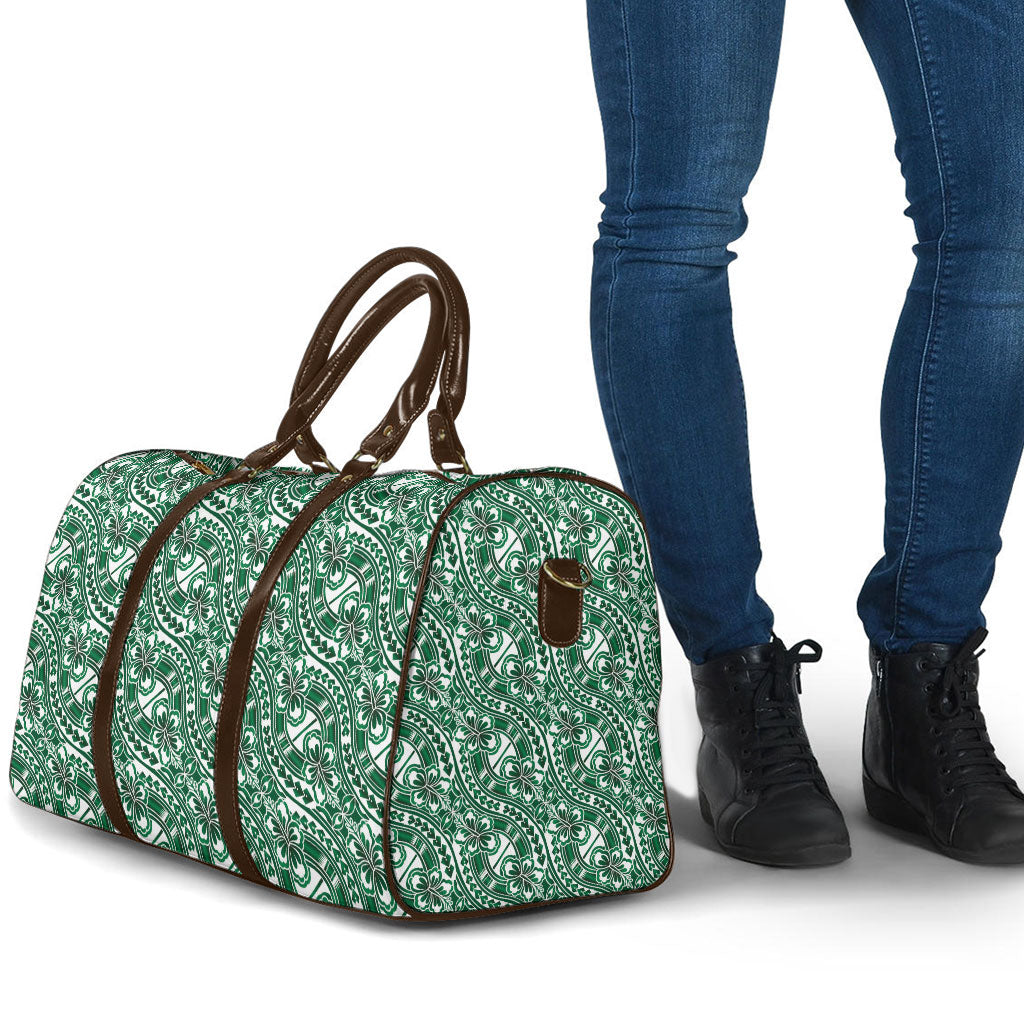 Hibiscus Bloom Island Tribal Waves Travel Bag Green Polynesian Pattern