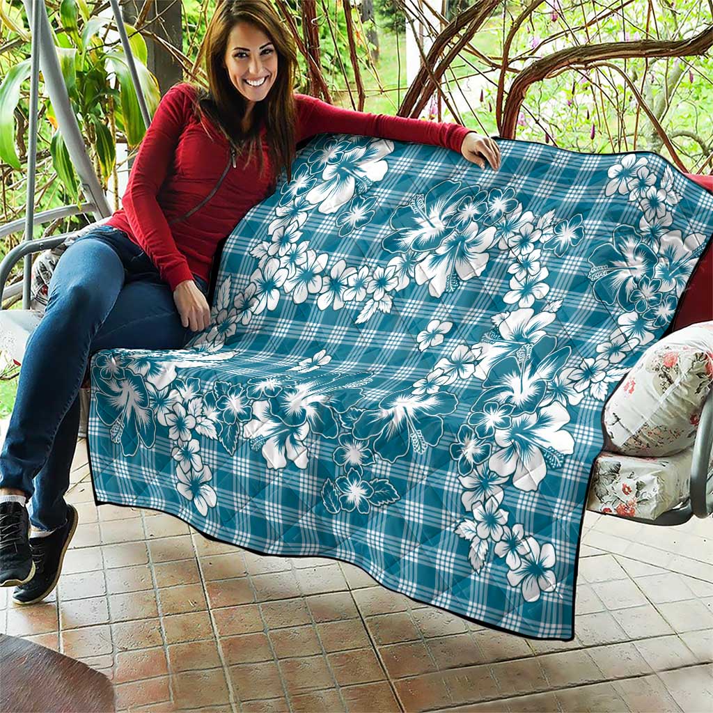 Hibiscus Pakala Ocean Depths Blue Quilt Tropical Floral Stylized LT01 - Polynesian Pride