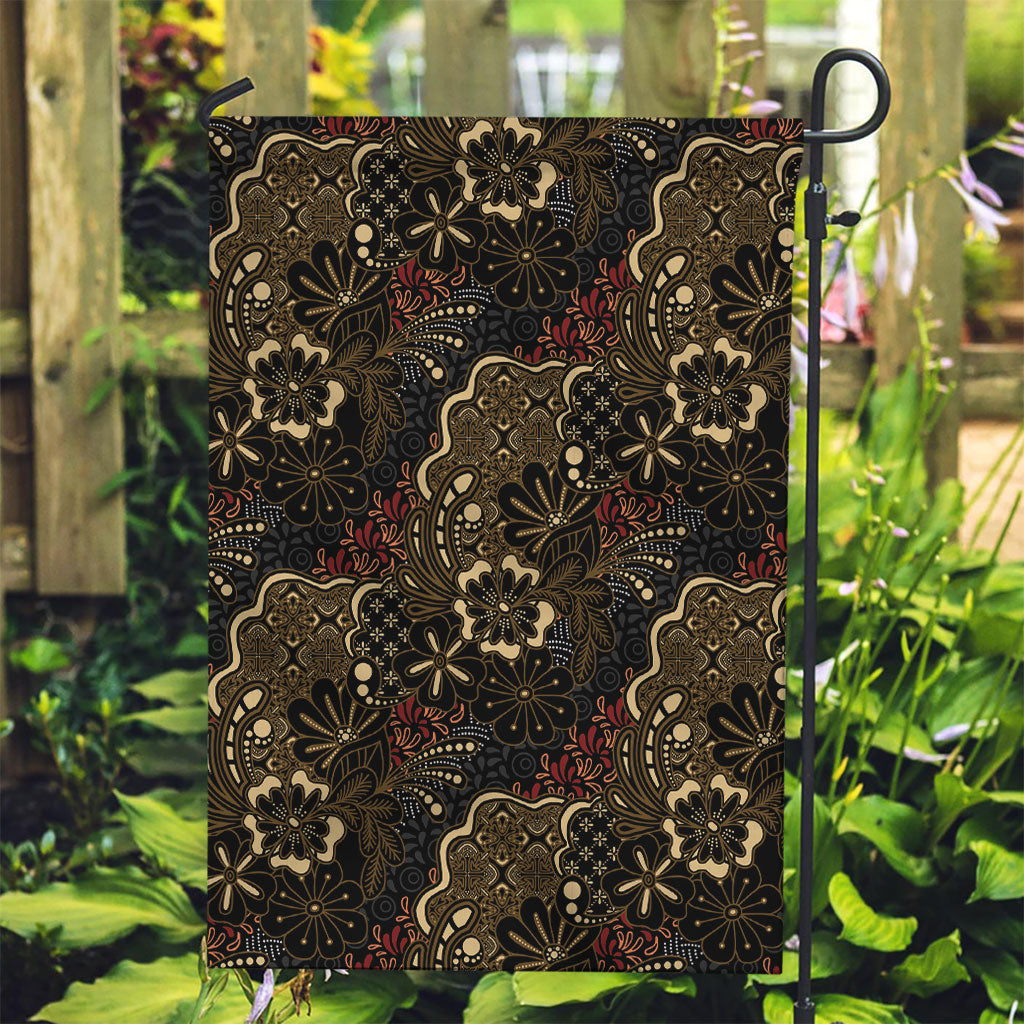 Batik Sekar Jagad Garden Flag Indonesian Traditional Pattern LT01 Garden Flag Black - Polynesian Pride
