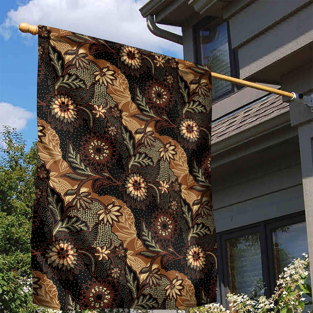 Batik Pedalaman Semen Lereng Style Garden Flag Indonesian Traditional Pattern LT01 - Polynesian Pride