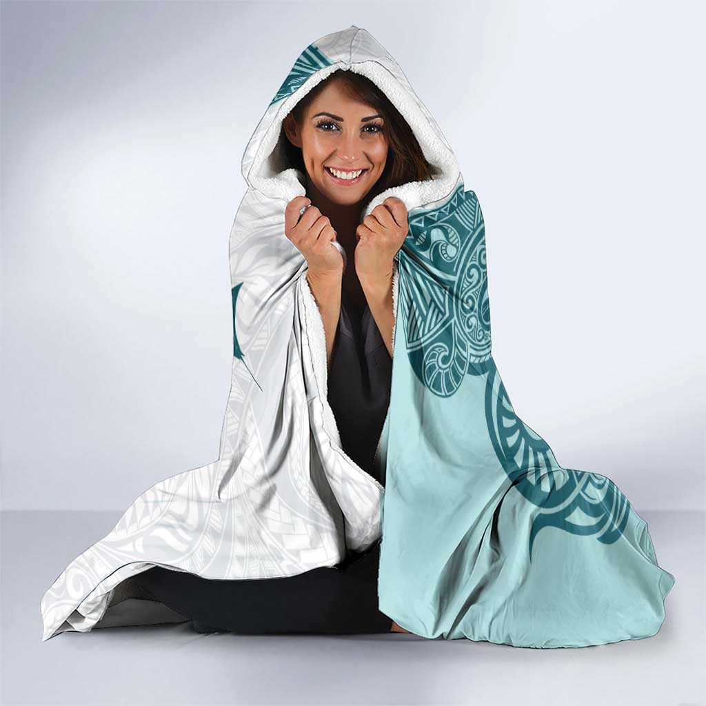 Maori Manta Ray Plumeria Teal Hooded Blanket LT01 - Polynesian Pride
