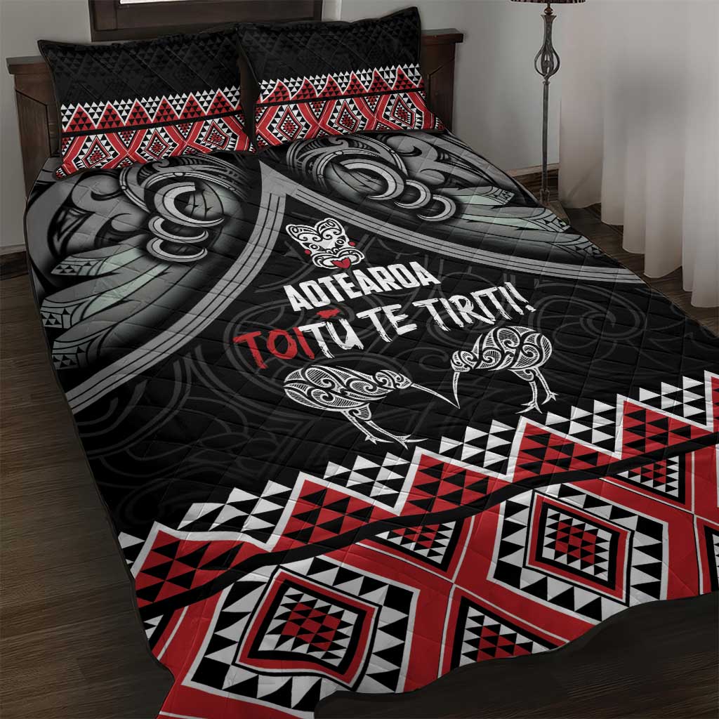 Aotearoa Toitu Te Tiriti Waitangi Quilt Bed Set Proud To Be Maori LT01 Black - Polynesian Pride