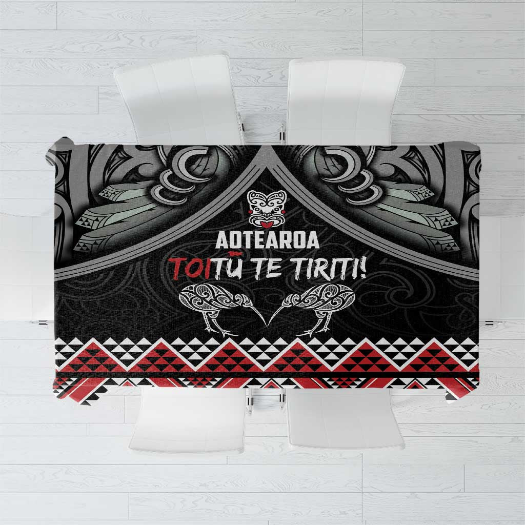 Aotearoa Toitu Te Tiriti Waitangi Tablecloth Proud To Be Maori LT01 Black - Polynesian Pride