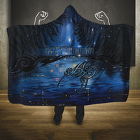 Matariki Kiwi Hooded Blanket Silver Fern LT01 One Size Black - Polynesian Pride