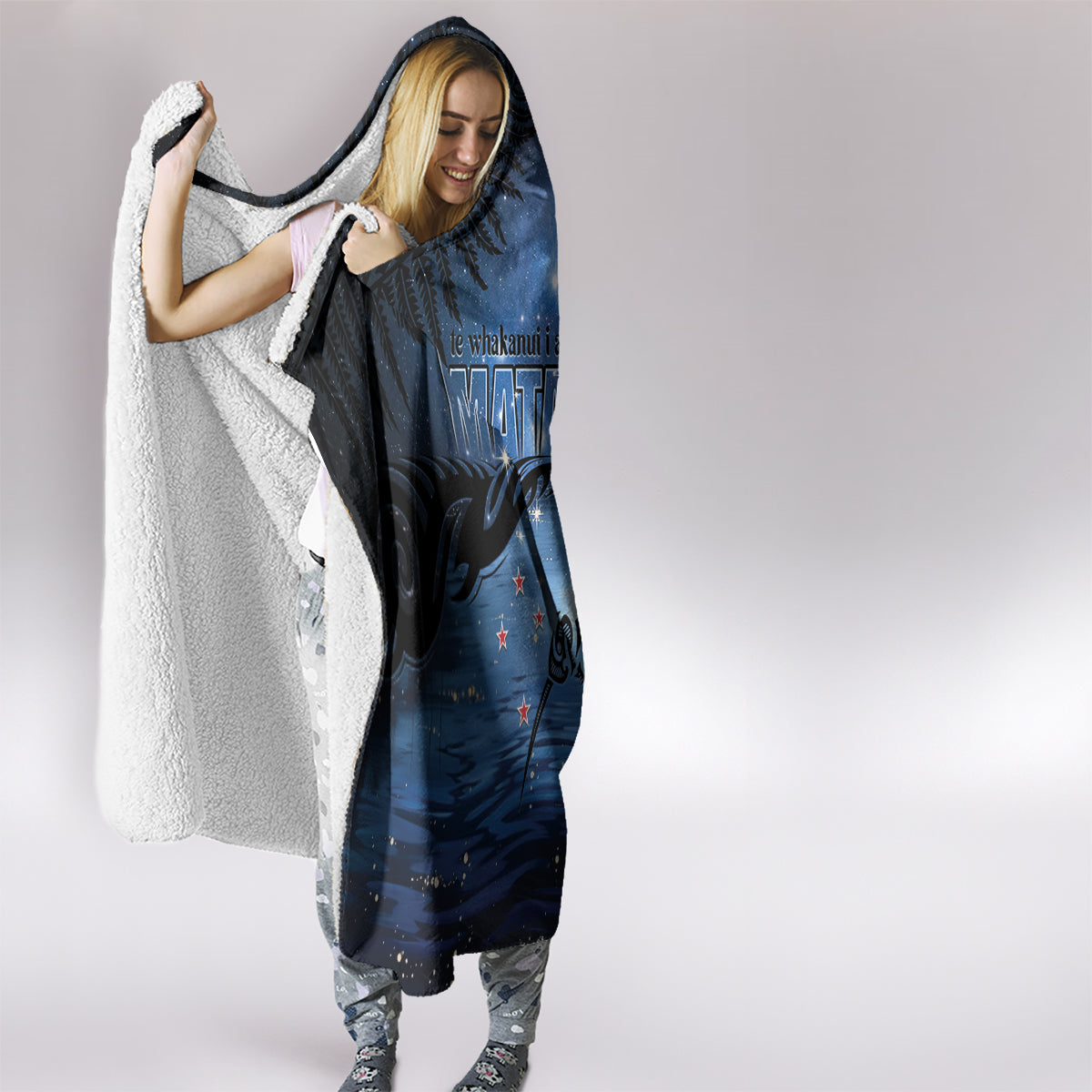Matariki Kiwi Hooded Blanket Silver Fern LT01 - Polynesian Pride