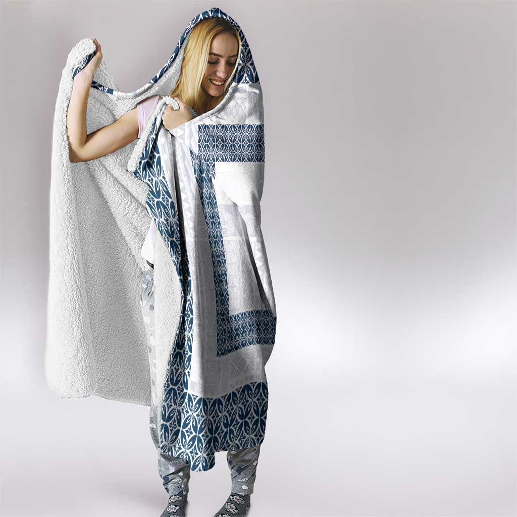 Samoa Siapo Blue Trimmed Hooded Blanket Samoa White Sunday LT01 - Polynesian Pride