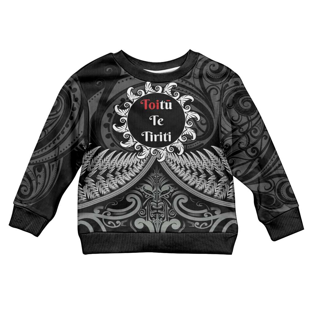 Toitu Te Tiriti Aotearoa Silver Fern Kid Ugly Christmas Sweater Maori Pattern LT01 Kid Black - Polynesian Pride