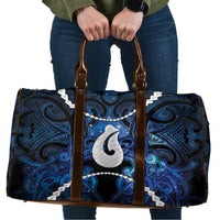 Maori Matariki Hei Matau Travel Bag Maori Kowhaiwhai Pattern Galaxy LT01 Blue - Polynesian Pride