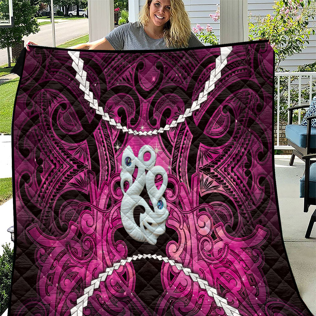 Maori Matariki Manaia Mawhero Quilt Maori Kowhaiwhai Pattern Galaxy LT01 Pink - Polynesian Pride
