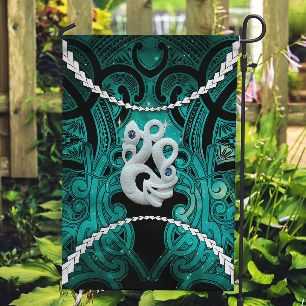 Maori Matariki Manaia Turquoise Garden Flag Maori Kowhaiwhai Pattern Galaxy LT01 Garden Flag Turquoise - Polynesian Pride