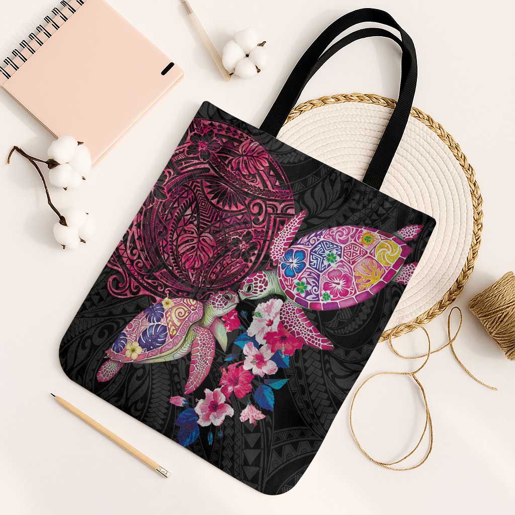 Hawaiian Couple Turtles Honi Tote Bag Polynesian Art Motifs and Hibiscus Black Red Color LT03 Black Strap One Size Black - Polynesian Pride