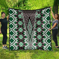 Green Aotearoa Tukutuku and Poutama Motif Quilt LT03 - Polynesian Pride