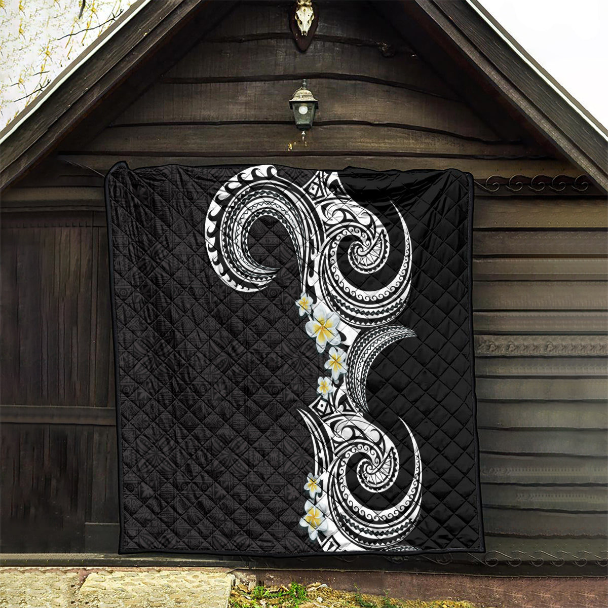 Aloha Polynesian Plumeria Flower Quilt Black White Color LT03 - Polynesian Pride