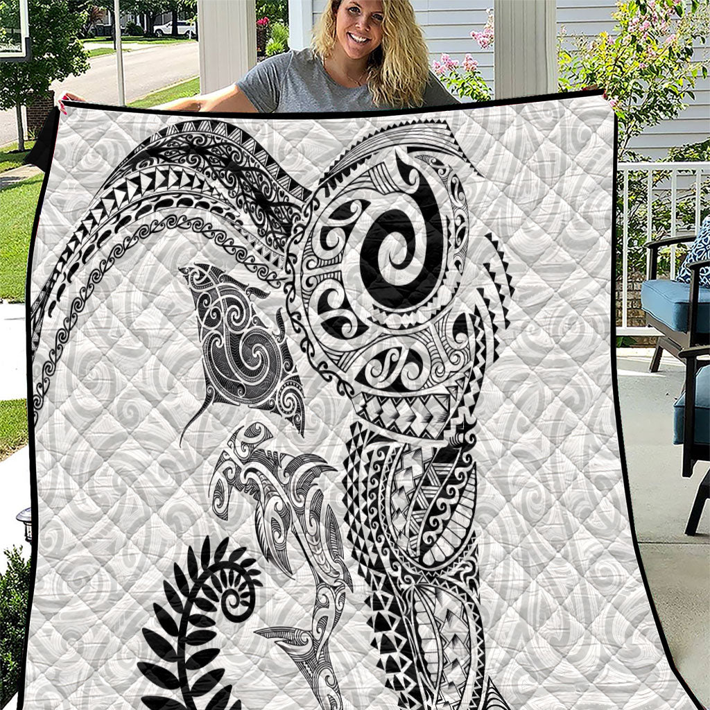 Aotearoa Maori Sea Animals Tribal Quilt Manta Ray and Shark Moko Pattern White Color LT03 White - Polynesian Pride