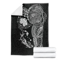 Hawaiian Manta Ray Tribal Blanket Polynesian Art Motifs Black Color LT03 - Polynesian Pride