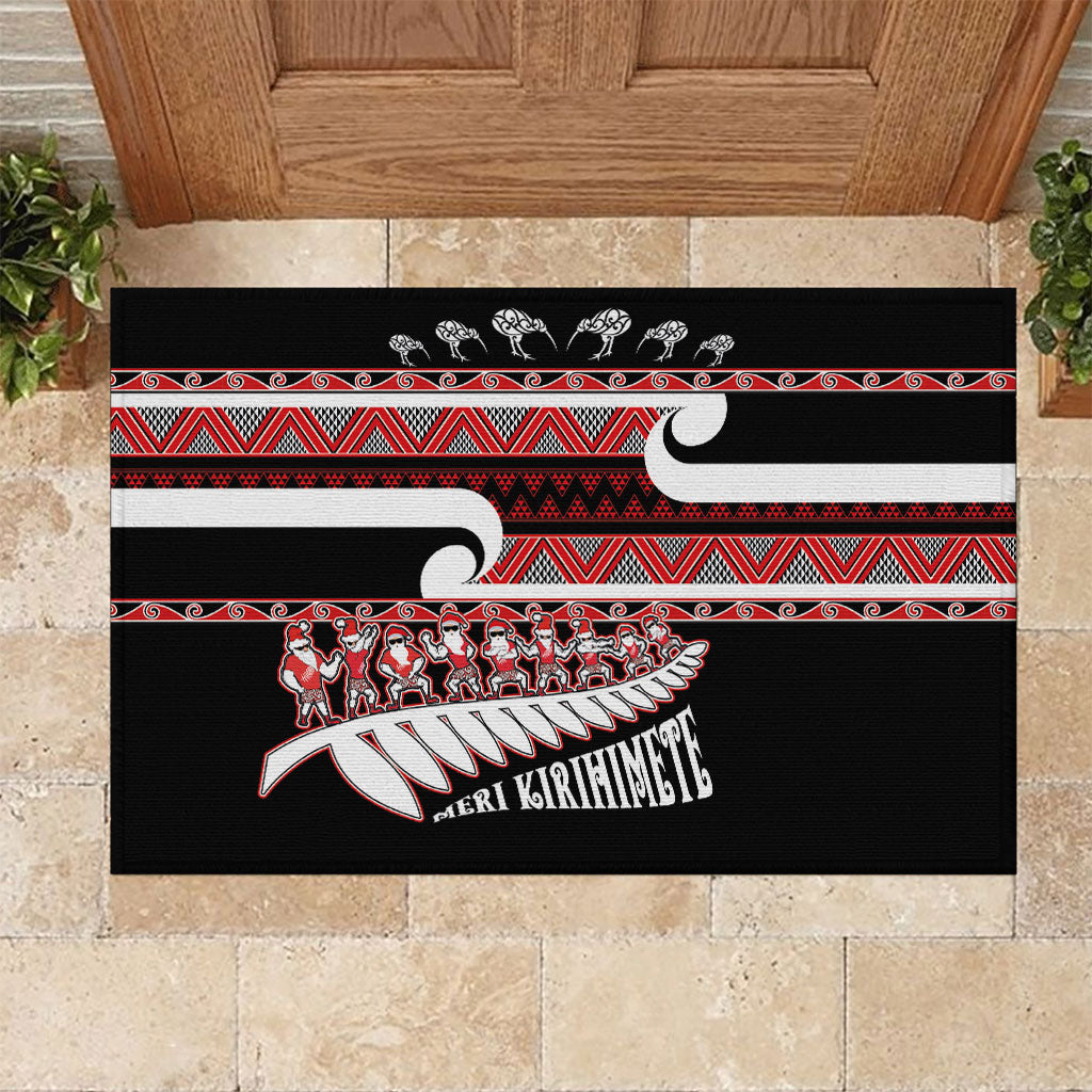 New Zealand Christmas Rubber Doormat Funny Santa Claus Haka Dance with Tukutuku LT03 Multicolor - Polynesian Pride