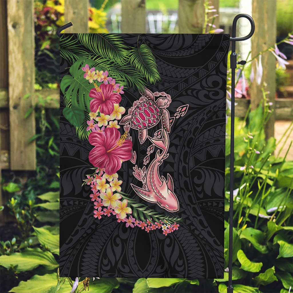 Hawaiian Tropical Plants Turtle and Shark Garden Flag Polynesian Art Tattoo LT03 Garden Flag Black - Polynesian Pride