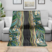Hawaiian Art Flower Tribal with Lei Blanket Palaka Pattern Black Color LT03 - Polynesian Pride