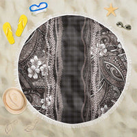 Hawaiian Art Flower Tribal with Lei Beach Blanket Palaka Pattern Grayscale LT03 One Size 150cm Gray - Polynesian Pride