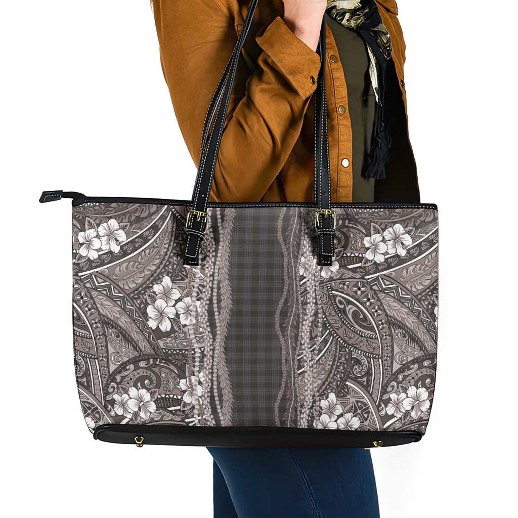 Hawaiian Art Flower Tribal with Lei Leather Tote Bag Palaka Pattern Grayscale LT03 - Polynesian Pride