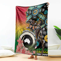 Vanuatu and Australia Together Blanket Kangaroo with Pig Tusk Indigenous Pattern LT03 - Polynesian Pride