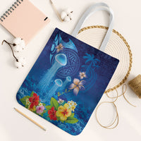 Fiji Jellyfish Tote Bag Tapa Patterns and Hibiscus Sea Vibe LT03 White Strap One Size Blue - Polynesian Pride