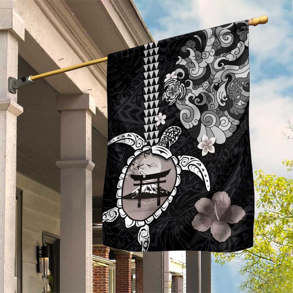 Hawaiian and Japanese Together Garden Flag Japanese Culture and Turtle Kakau Tattoo Black Color LT03 House Flag Black - Polynesian Pride