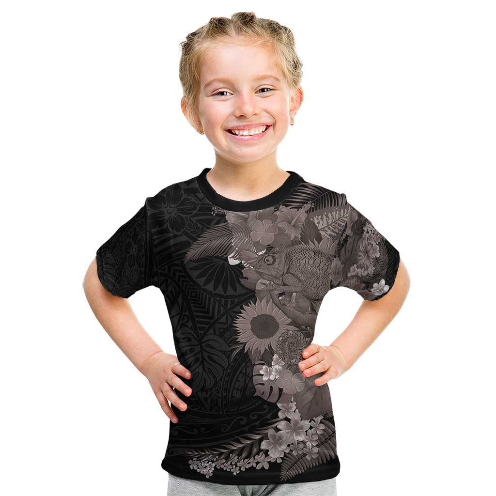 Hawaiian Tropical Plants and Chameleon Kid T Shirt Polynesian Art Grayscale LT03 Black - Polynesian Pride