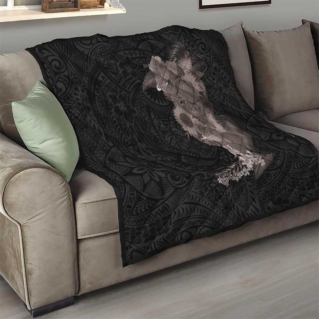 Hawaiian Tropical Plants and Chameleon Quilt Polynesian Art Grayscale LT03 - Polynesian Pride