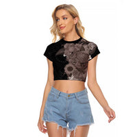 Hawaiian Tropical Plants and Chameleon Raglan Cropped T Shirt Polynesian Art Grayscale LT03 Female Black - Polynesian Pride