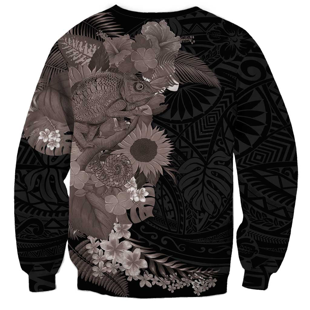 Hawaiian Tropical Plants and Chameleon Sweatshirt Polynesian Art Grayscale LT03 - Polynesian Pride