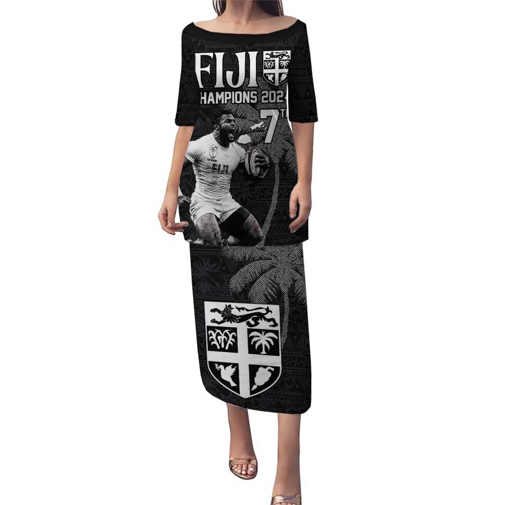 Custom Fiji Rugby Pacific Champions 2024 Puletasi Anniversary 7 Titles - Fijians Rugby and Tapa Hibiscus Black Art LT03 Long Dress Black - Polynesian Pride