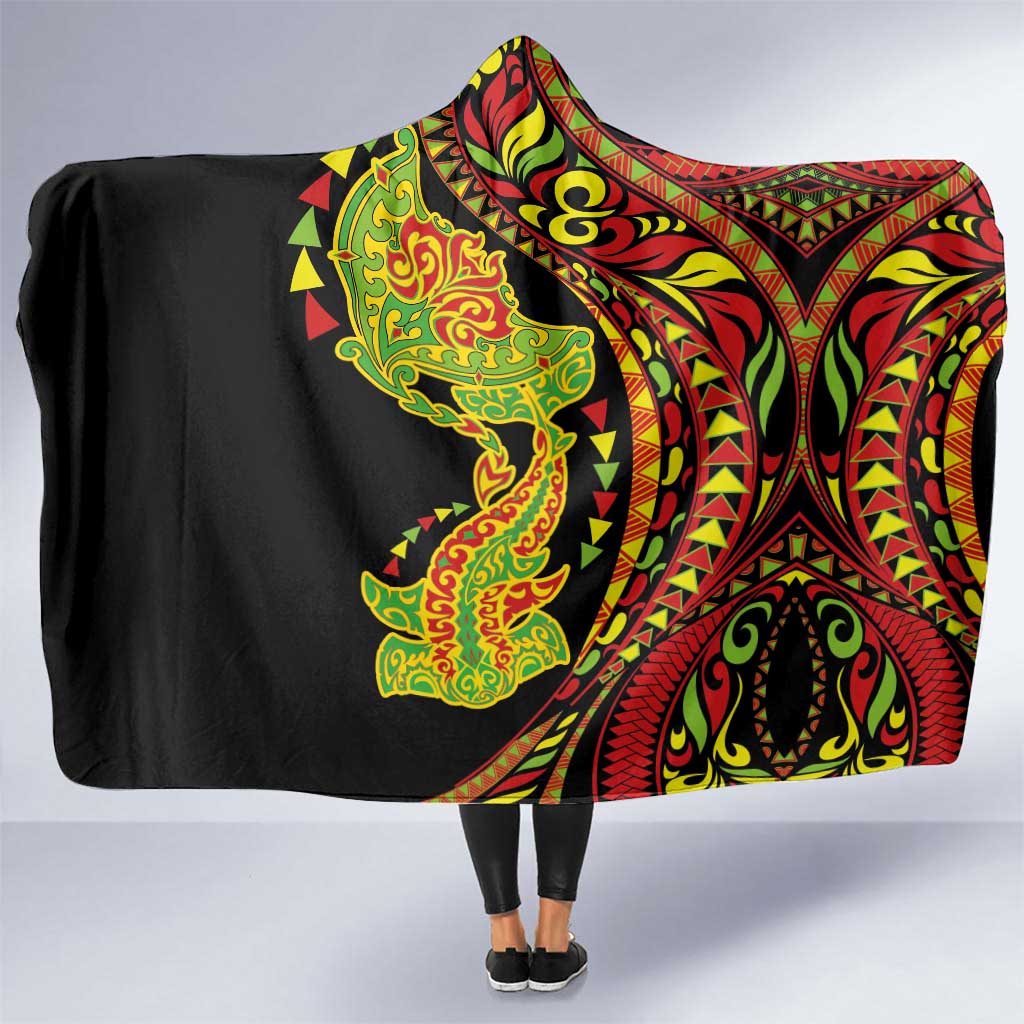 Hawaiian Manta Ray and Hammerhead Shark Tribal Tattoo Hooded Blanket with Polynesian Tribal Pattern Kanaka Maoli Flag Color LT03 One Size Multicolor - Polynesian Pride