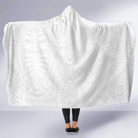 Lotu Tamaiti Samoan Art Tattoo Polynesian Pattern Hooded Blanket LT03 One Size White - Polynesian Pride