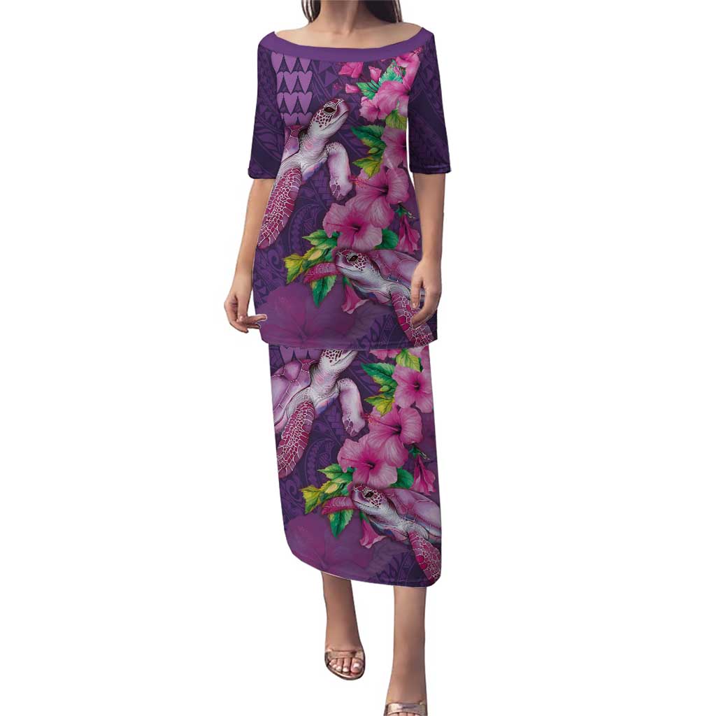 Hawaiian Turtle Love Couple Puletasi - Sweet Hibiscus and Kakau Pattern Deep Purple Color LT03 Long Dress Purple - Polynesian Pride