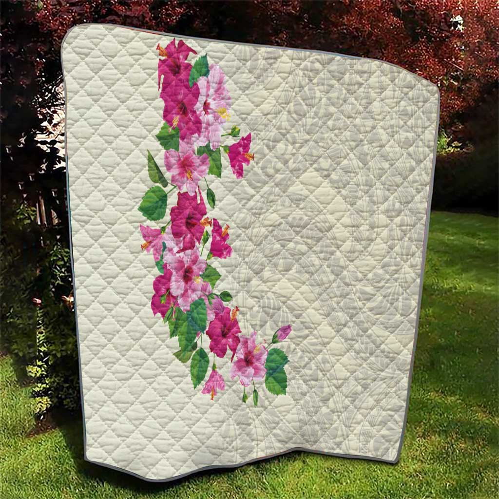 Hawaiian Hibiscus and Art Polynesian Tattoo Quilt Beige Color LT03 - Polynesian Pride