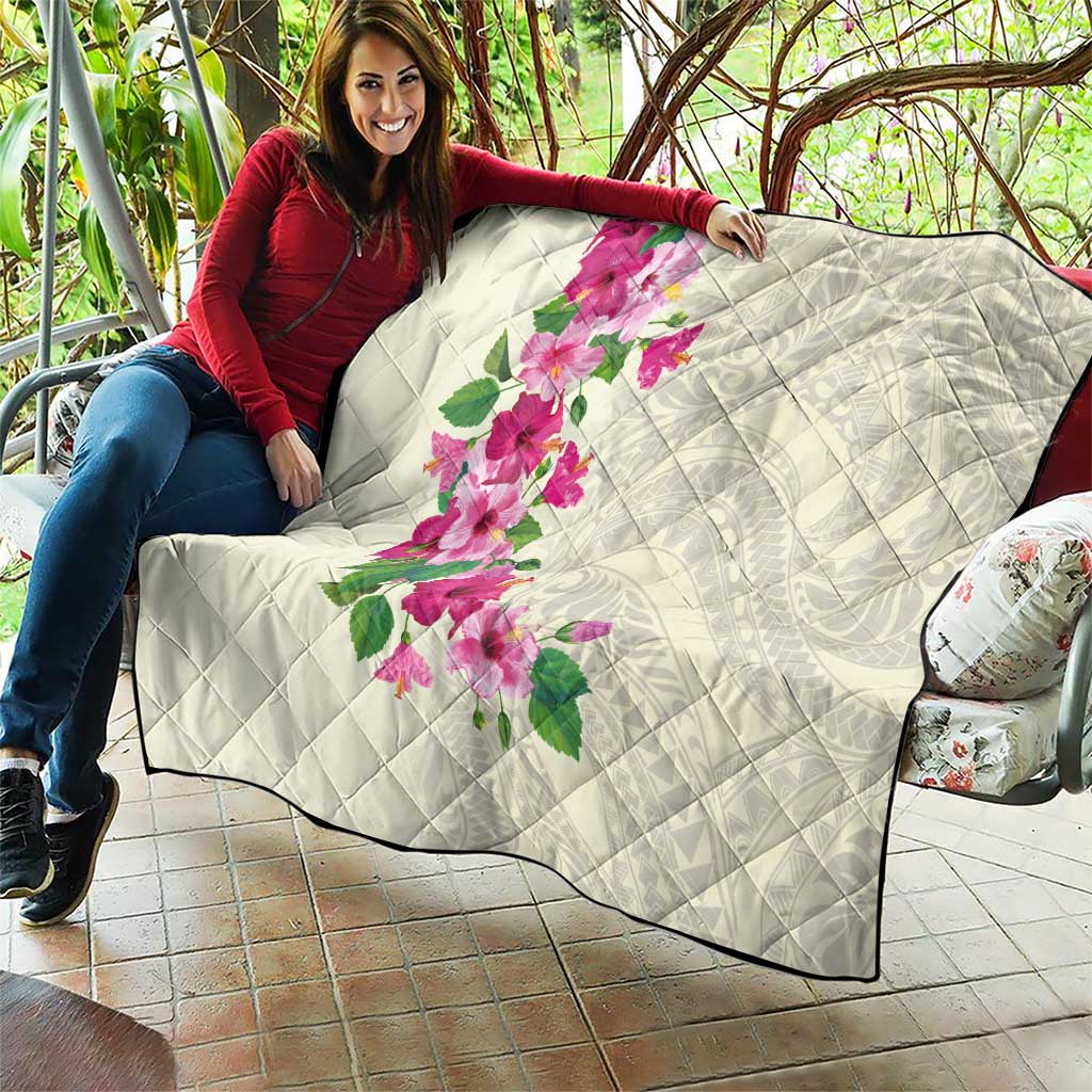 Hawaiian Hibiscus and Art Polynesian Tattoo Quilt Beige Color LT03 - Polynesian Pride