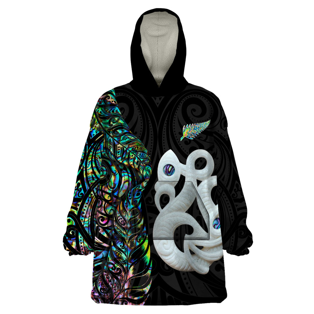 New Zealand Wearable Blanket Hoodie Silver Fern and Manaia with Papua Shell Maori Tribal LT03 One Size White - Polynesian Pride