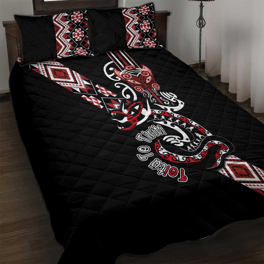 Aotearoa Toitu Te Tiriti-Honour the Treaty Quilt Bed Set Maori Taniwha Haka with Taniko and Tukutuku LT03 Black - Polynesian Pride